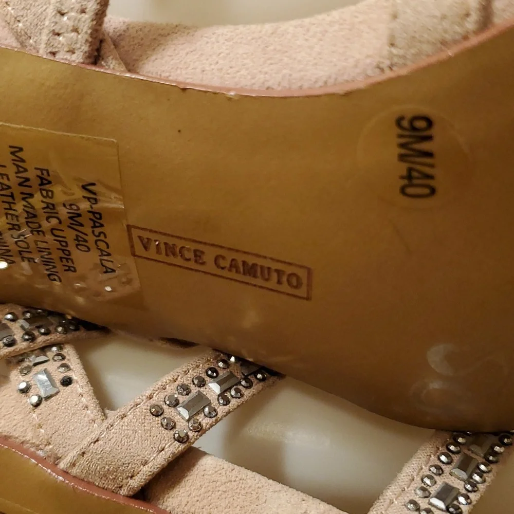 Vince Camuto sexy sandels sz 9 - Picture 7 of 9